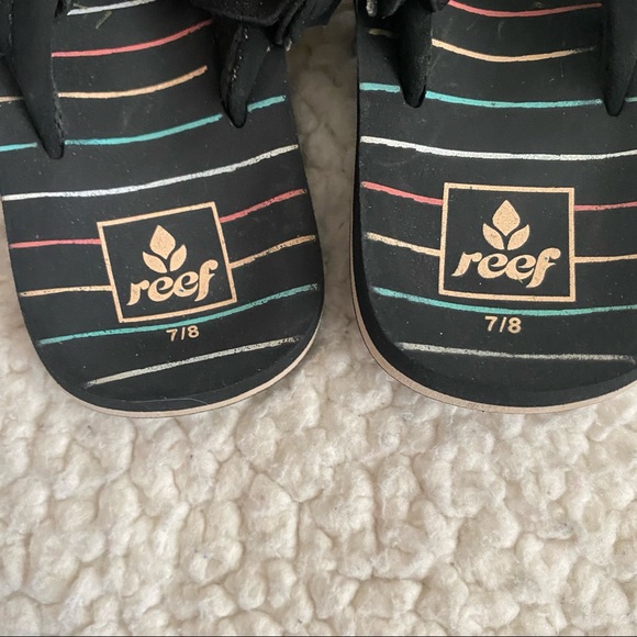 Reef thong flip flop sandal with back strap - Picture 3 of 3